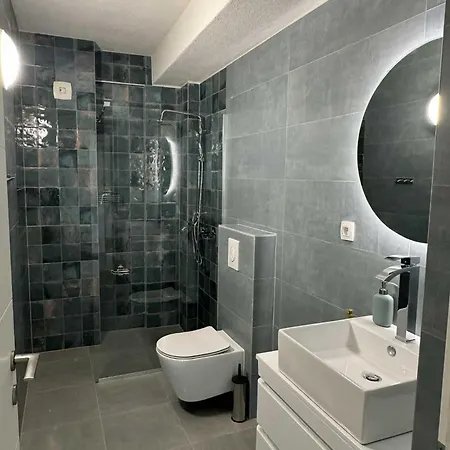 President Premium Lakeview *